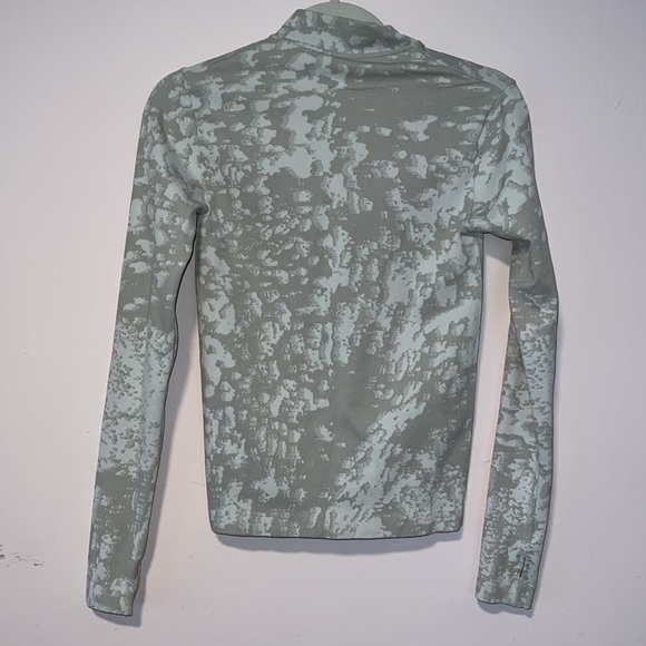 Mist Seamless Half-Zip Long-Sleeve! - Picture 7 of 10